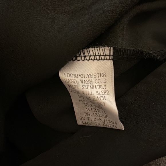 ❤️ entro Chiffon Flare Sleeve Top With Lace Back - Picture 7 of 9